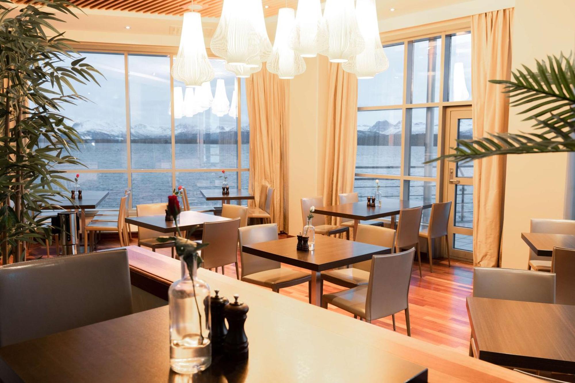 Scandic Seilet Hotel Molde Exterior foto